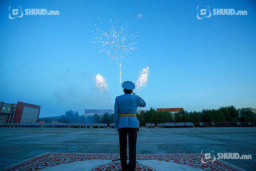 Ахмад дайчинд хүндэтгэл үзүүллээ